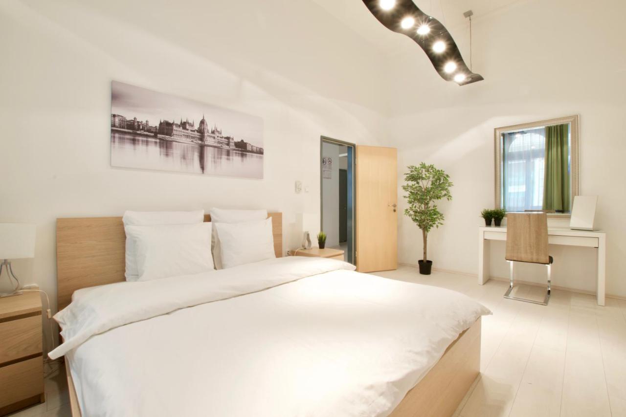 St. King 1 By Hi5 Apartments Boedapest Buitenkant foto
