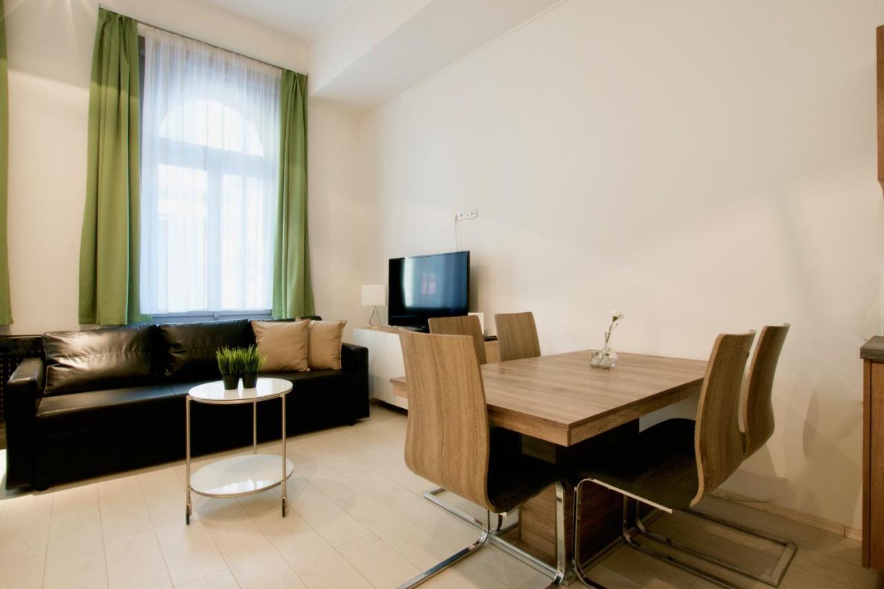 St. King 1 By Hi5 Apartments Boedapest Buitenkant foto