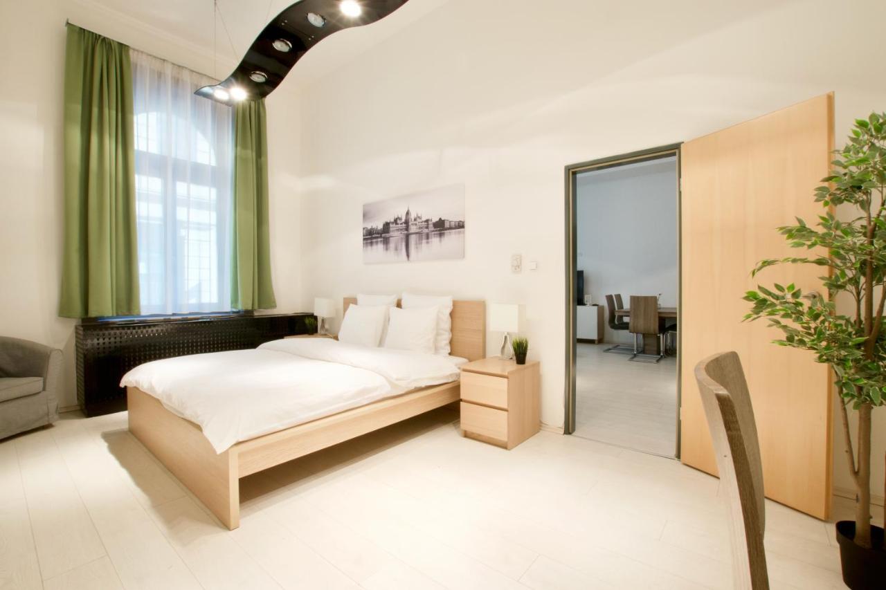 St. King 1 By Hi5 Apartments Boedapest Buitenkant foto