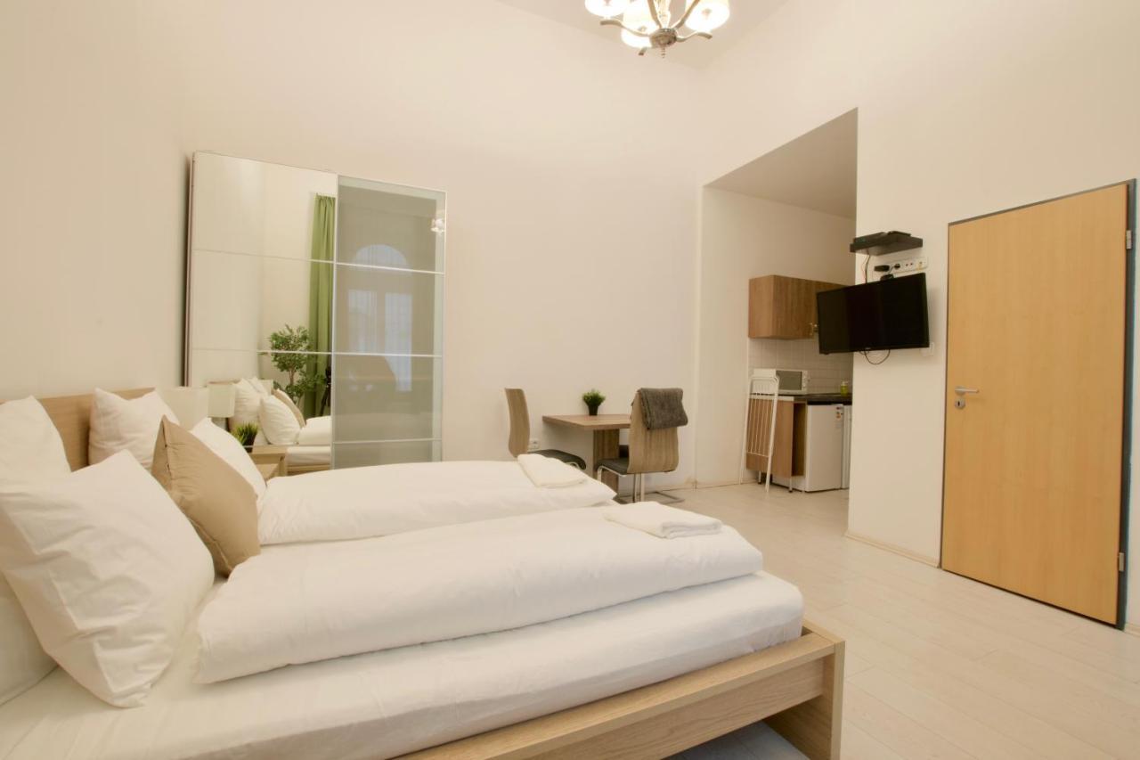 St. King 1 By Hi5 Apartments Boedapest Buitenkant foto